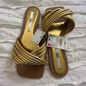 ZARA | GOLD SANDALS | NWT | SIZE 39